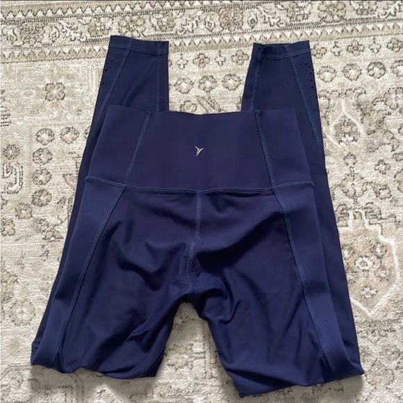 Old Navy Leggings - Picture 2 of 5